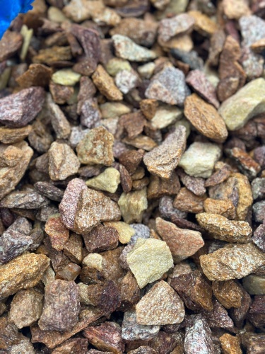 Златолит персиковый декоративная каменная крошка купить в Лобне