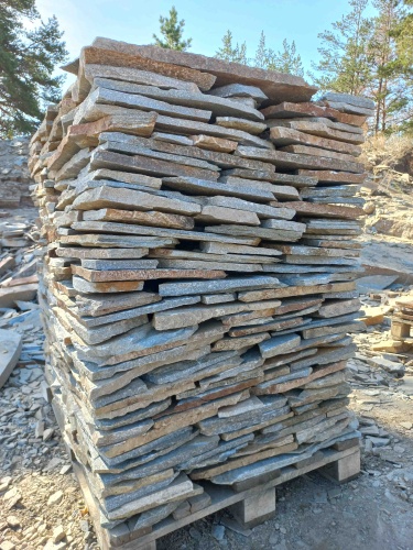 Плитняк златолит серебристый для фасада купить в Лобне