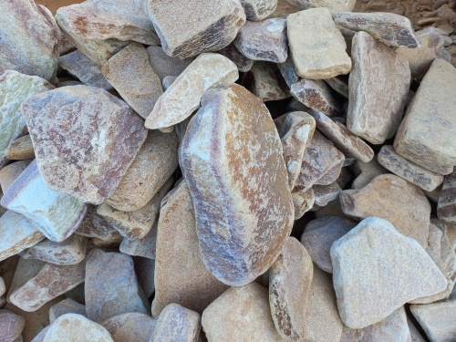 Златолит жёлтый, жёлто-зелёный глыбки и валуны для ланшафтного дизайна купить в Лобне