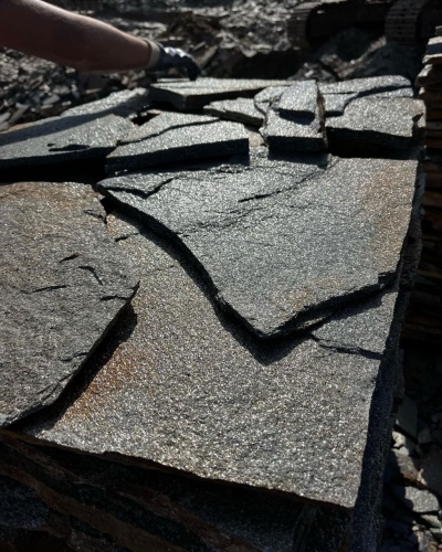 Плитняк златолит серебристый для фасада купить в Лобне