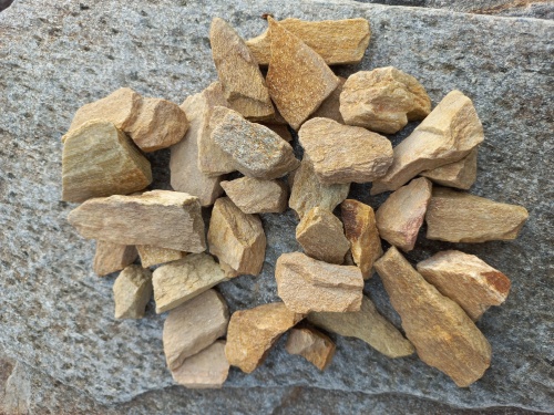 Златолит жёлтый декоративная каменная крошка купить в Лобне