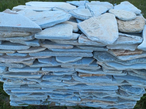 Плитняк златолит зелёный галтованный для цоколя купить в Лобне